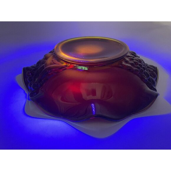 LG Wright Ruby Red Crimped Round Fruit Bowl Embossed Vintage 1960's to 70's Glow - Picture 15 of 16